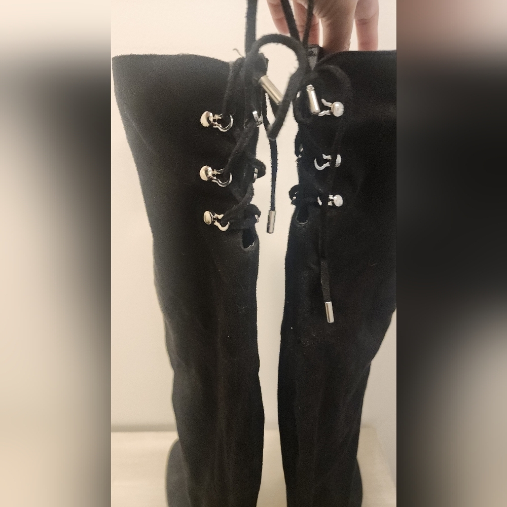 Guess Black Knee Boots / LIKE NEW size:9 - Picture 4 of 5